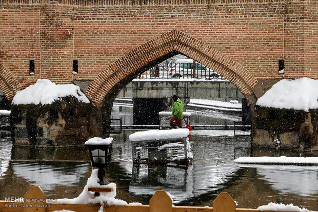 Ardebil under heavy snow