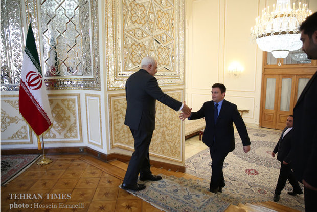 Iran, Ukraine FMs meet in Tehran
