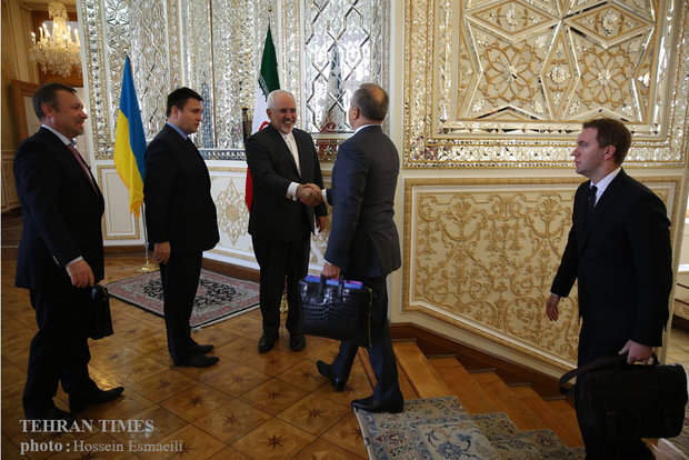 Iran, Ukraine FMs meet in Tehran
