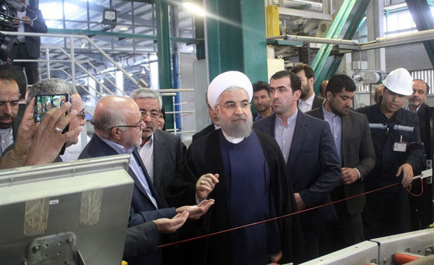 Rouhani officially inaugurates Mahabad Petrochemical Complex