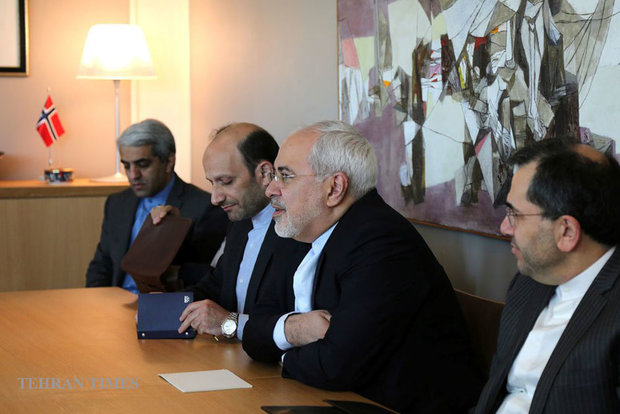 Iran, Norway FMs meet in Oslo