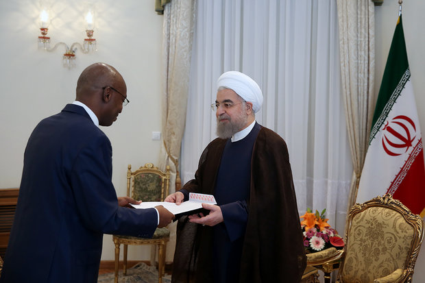 Rouhani meets Burundian foreign minister  