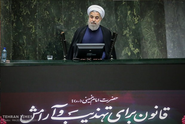 Rouhani submits budget bill to Majlis