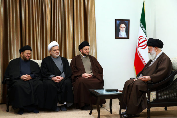Supreme Leader receives Iraqi Ammar al-Hakim 