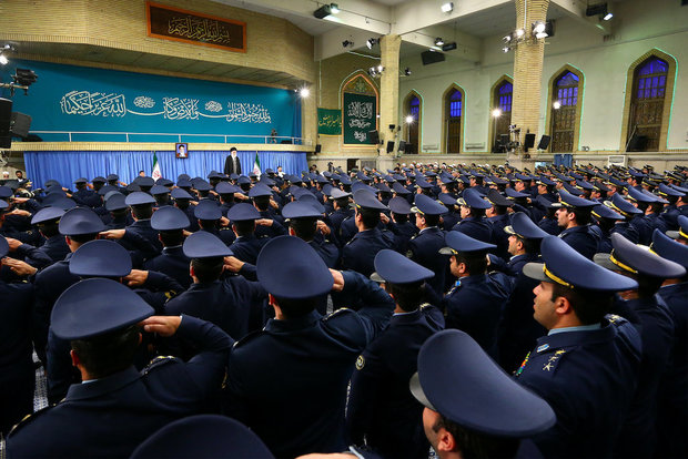 Commanders of Army Air Forces met with Ayatollah Khamenei