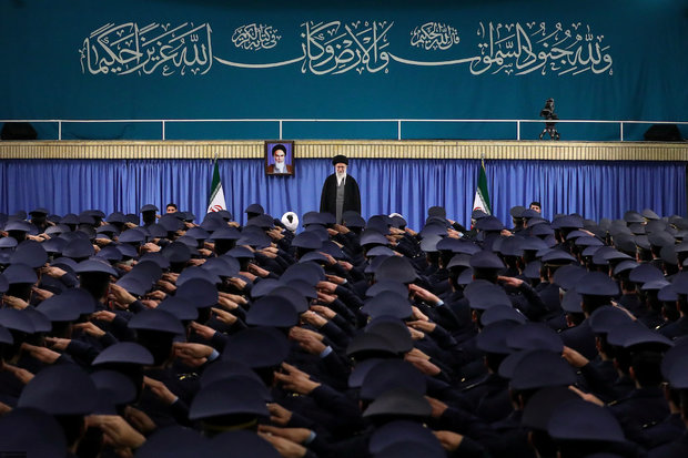 Commanders of Army Air Forces met with Ayatollah Khamenei