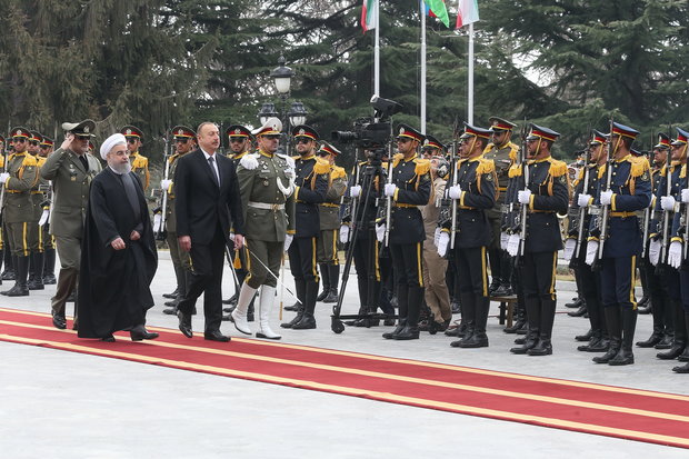 President Rouhani officially welcomes Azerbaijani counterpart