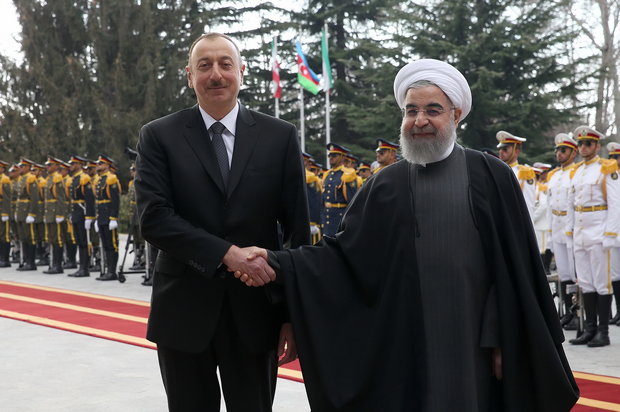 President Rouhani officially welcomes Azerbaijani counterpart