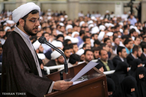 Seminary Students of Tehran Province Meet with Ayatollah Khamenei