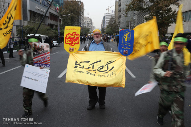 Iranians commemorate U.S. embassy takeover
