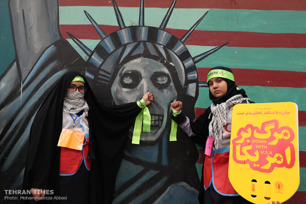 Iranians commemorate U.S. embassy takeover