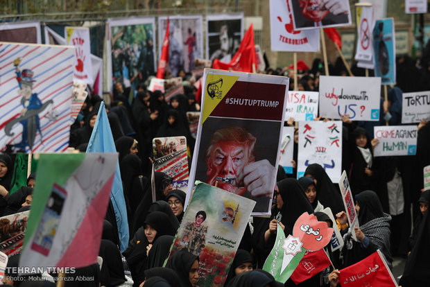 Iranians commemorate U.S. embassy takeover