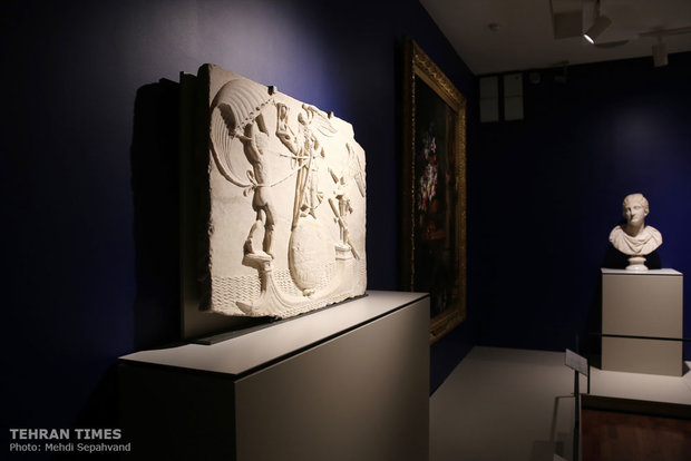 The Louvre stages Tehran exhibition