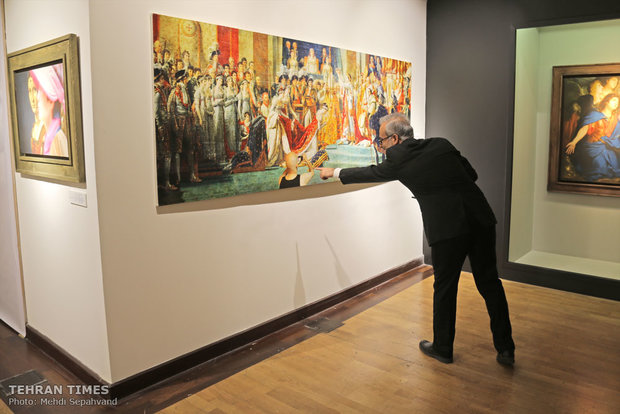 The Louvre stages Tehran exhibition