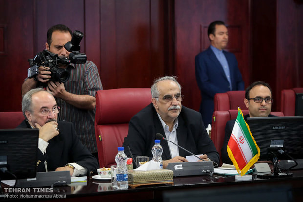 Iranian, Bulgarian economy ministers meet in Tehran 