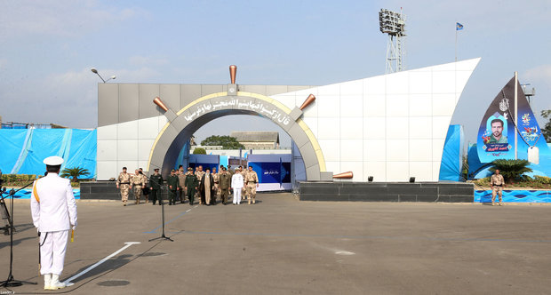 Leader attends graduation ceremony of Army cadets
