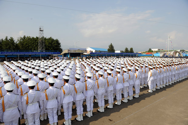 Leader attends graduation ceremony of Army cadets