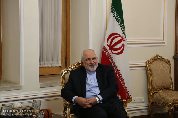 Zarif meets UNWTO Secretary General, German senior politician