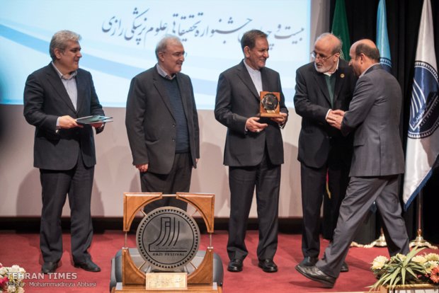 Top researchers, centers honored at  Razi festival