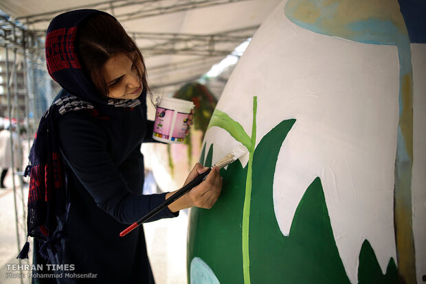 Tehran hosting colored-egg festival
