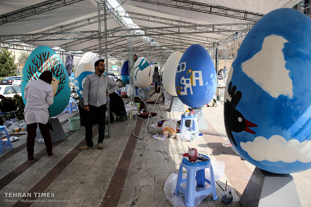 Tehran hosting colored-egg festival