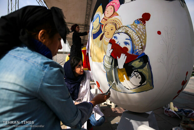 Tehran hosting colored-egg festival