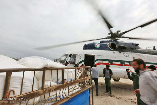 The Iranian Red Crescent Society's aid to flood victims