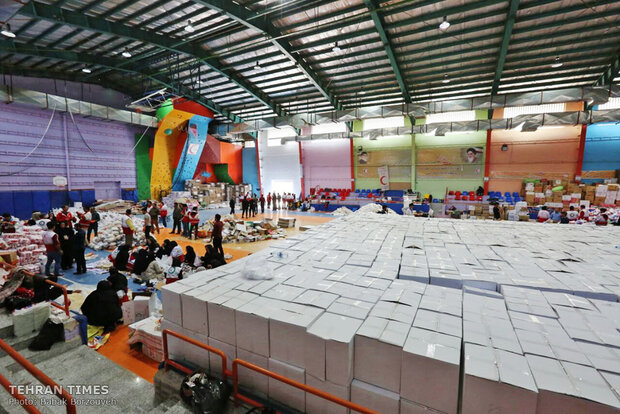 The Iranian Red Crescent Society's aid to flood victims