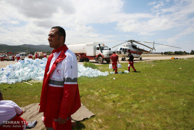 The Iranian Red Crescent Society's aid to flood victims
