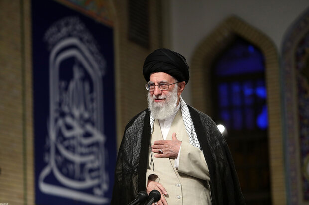 Judiciary personnel meet Ayatollah Khamenei