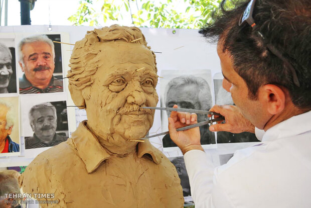 Busts of contemporary luminaries symposium is underway in Tehran