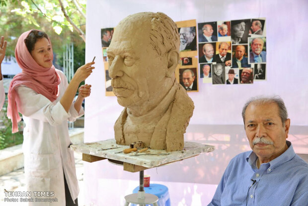 Busts of contemporary luminaries symposium is underway in Tehran