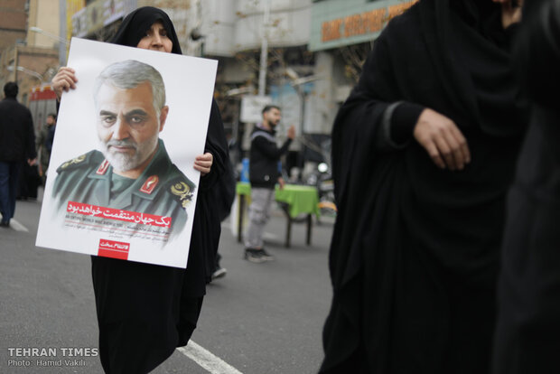 Thousands march in Tehran to commemorate martyrdom of top general Qassem Soleimani