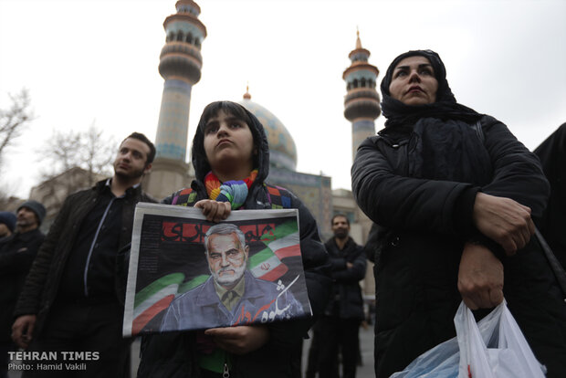 Thousands march in Tehran to commemorate martyrdom of top general Qassem Soleimani