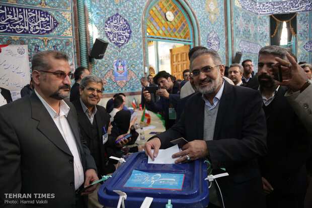 Iranians vote to elect new parliament amid tough U.S. sanctions 