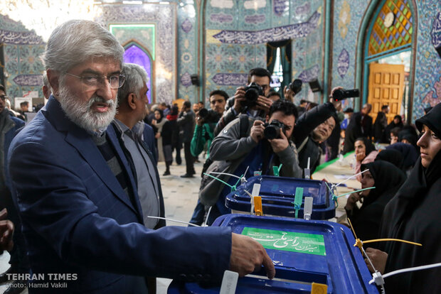 Iranians vote to elect new parliament amid tough U.S. sanctions 