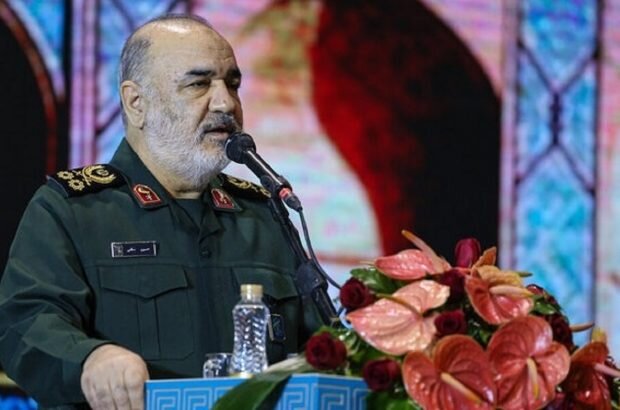 Huge funeral for Shiraz terror victims