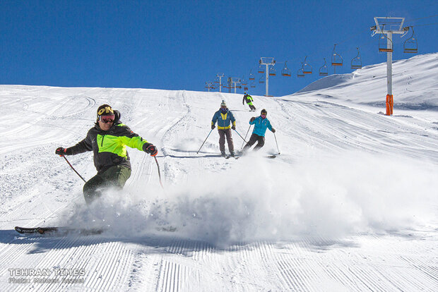 Tochal ski resort provides services