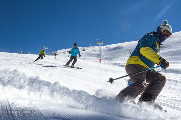 Tochal ski resort provides services