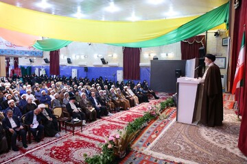 RaRaisi with Shia and Sunni clerics province of Bushehr