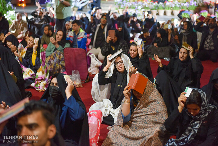 Qadr night observed at Hafezieh