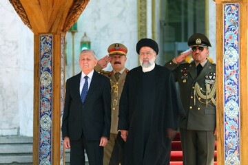 Iraqi president met with Raisi