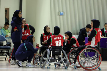 آزاده معینی - تیم ملی بسکتبال با ویلچر بانوان