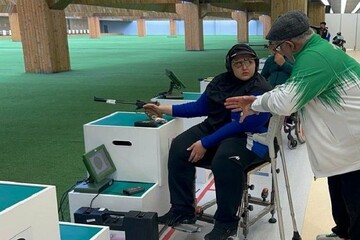 فائزه احمدی - پاراتیراندازی