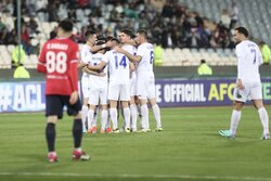 دیدار تیم های فوتبال نساجی مازندران و نوبهار ازبکستان