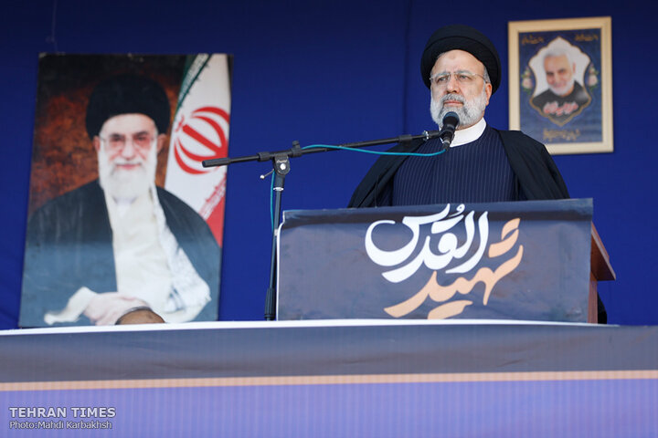 Farewell ceremony and burial for Kerman martyrs