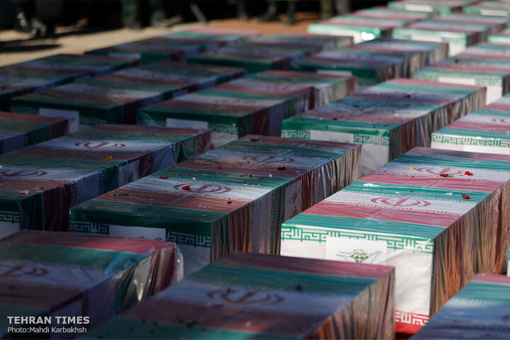 Farewell ceremony and burial for Kerman martyrs