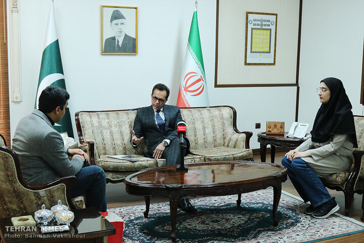 Pakistani envoy discusses bilateral ties during interview with Tehran Times