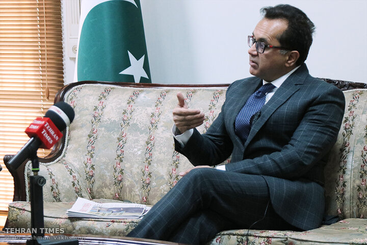 Pakistani envoy discusses bilateral ties during interview with Tehran Times