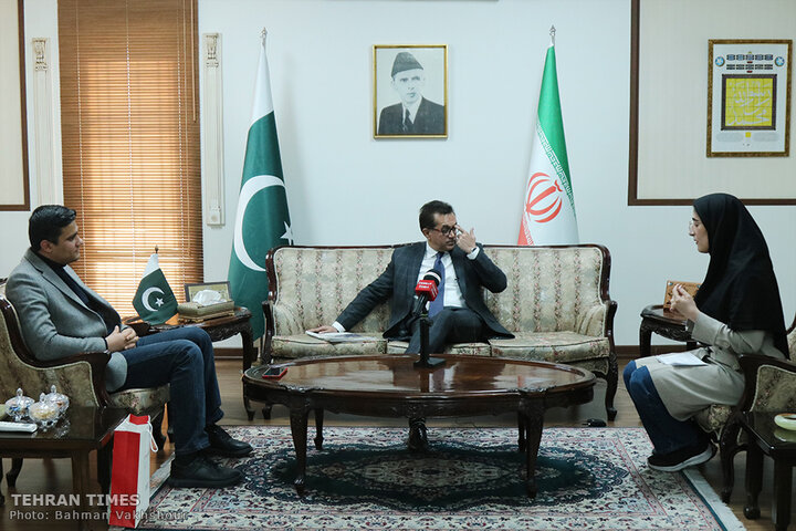 Pakistani envoy discusses bilateral ties during interview with Tehran Times